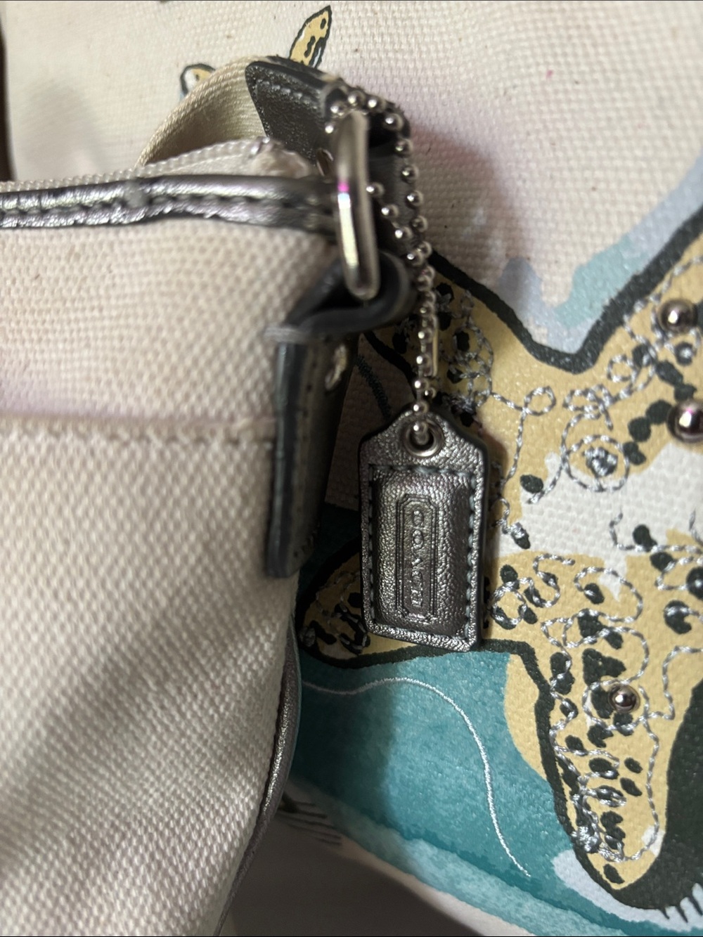 Vintage, limited-edition Coach Starfish Tote Bag, Crossbody and Pouch (F19212) - Picture 3 of 16